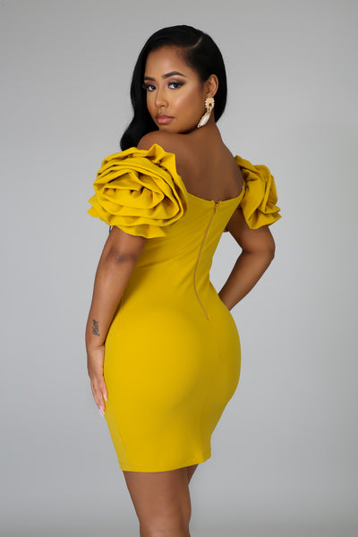 Women Off-shoulder Neckline Dress - Douthie's Corner